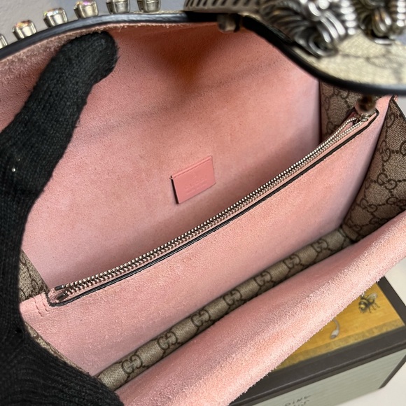 🎀 GUCCI DIONYSUS GG SUPREME CRYSTAL SHOULDER BAG - Picture 13 of 17